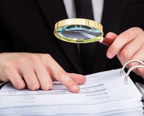 Estate planning education speaker sharing professional knowledge